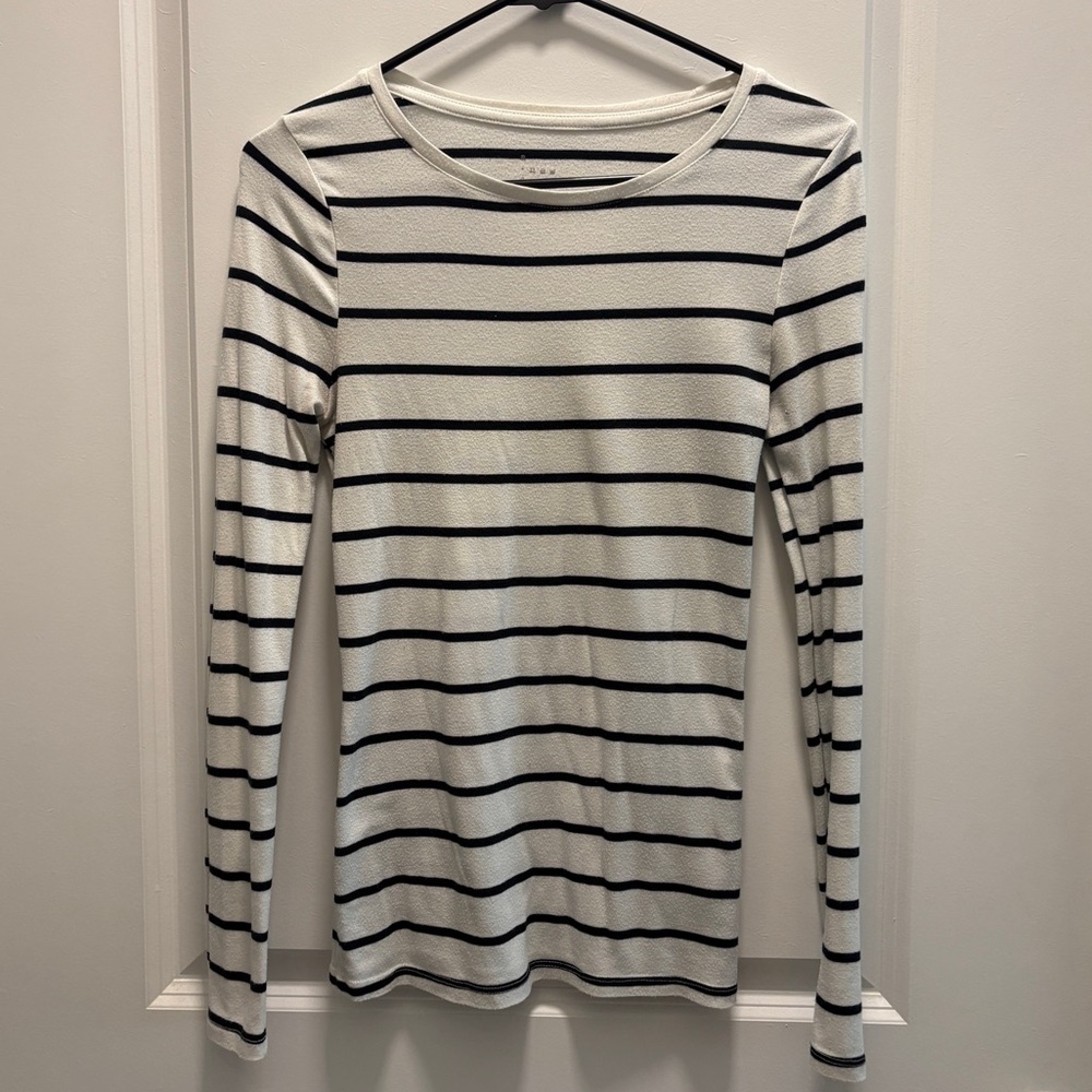 a new day Black & White Striped Long Sleeve Top